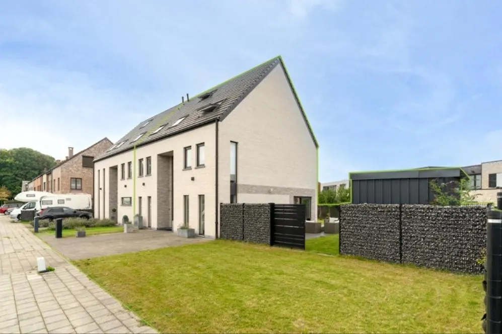 Espace Moderne Pouvant Accueillir 3 Personnes Vilvoorde